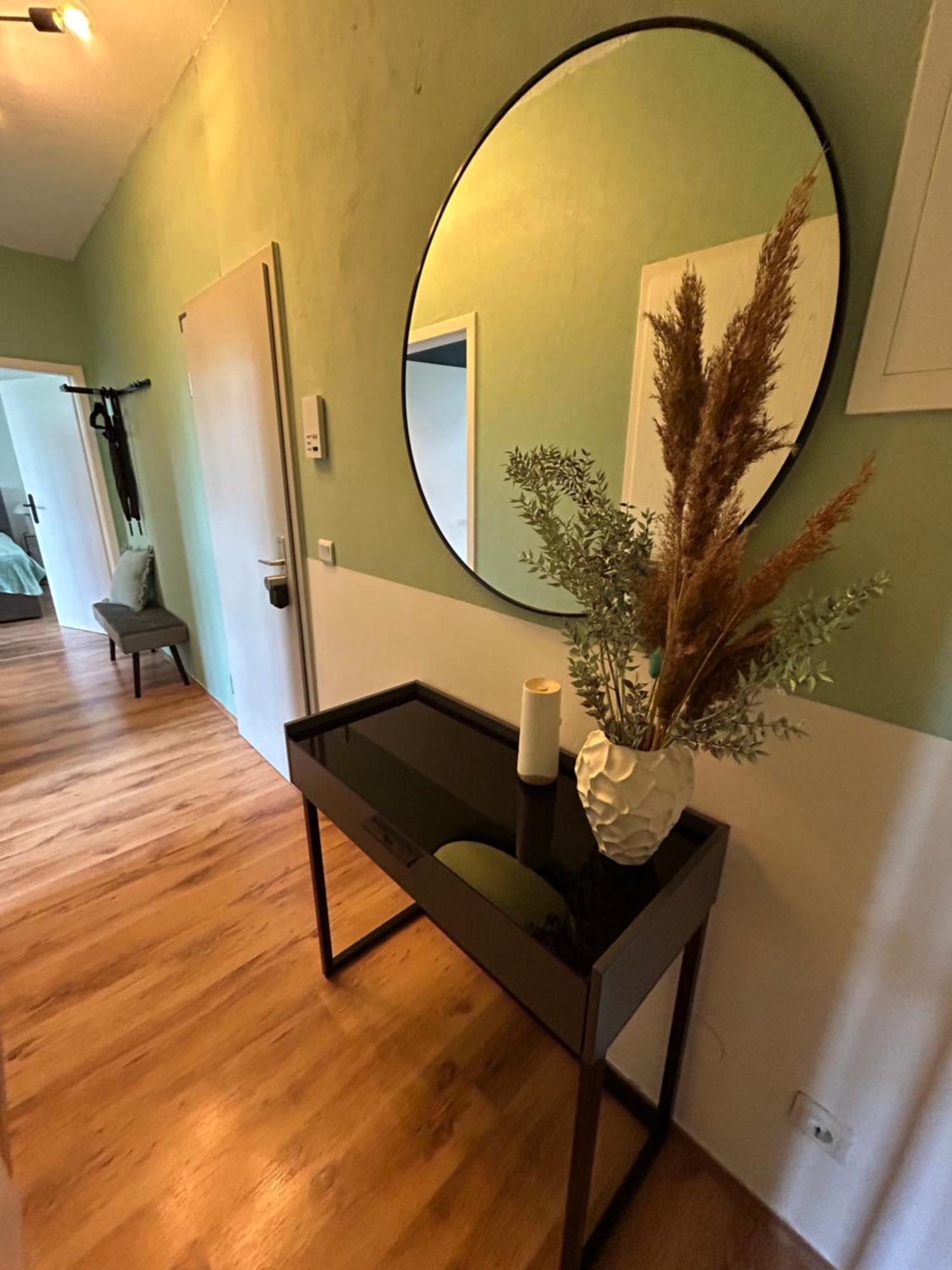 Mintara Komfort Apartment Mit Grill -Terrasse, Sky Und Parkplatz Maagdenburg Buitenkant foto